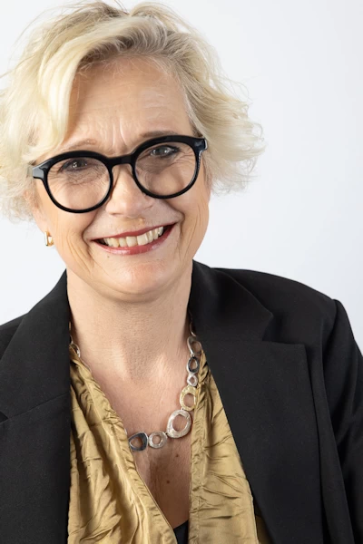 Regina Dahl sei Art